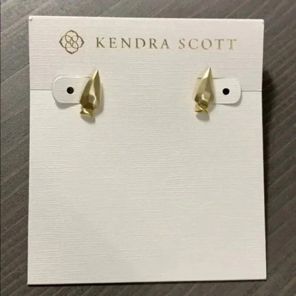Kendra Scott Jewelry - Kendra Scott Steph Gold Arrow Stud Earrings